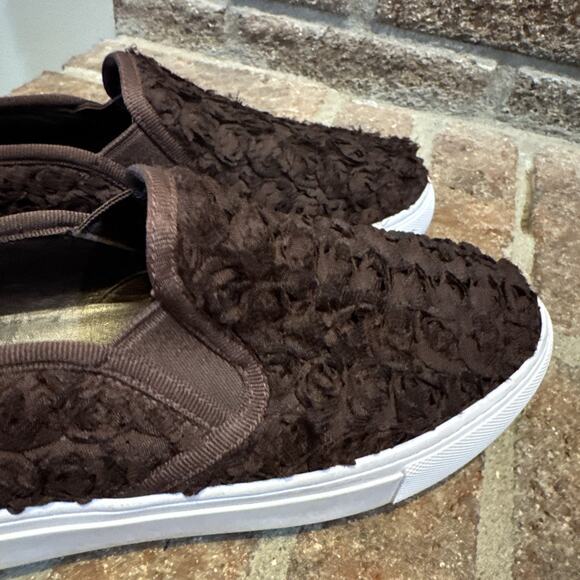 Tory Burch Flower Rosette Slip On Sneaker - Dark Red Brown - Size 8M - Picture 6 of 16